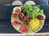 Cá Trèn Chiên Mắm Xoài – Món Ngon Đậm Vị Miền Quê Tại Hồ Dầu Tiếng